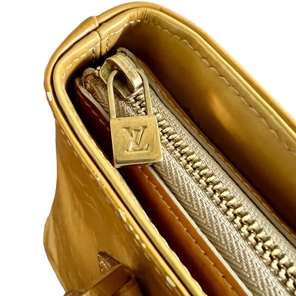 Louis Vuitton • 2pc Set Authentic Yellow Vernis Houston Bag and Trifold Wallet - Picture 6 of 16